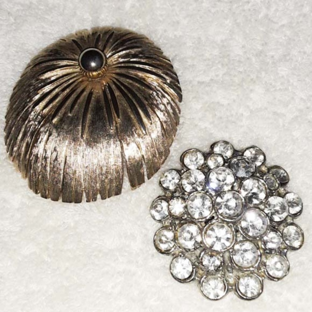 2 Classic Vintage Statement Brooches Bundle! EUC